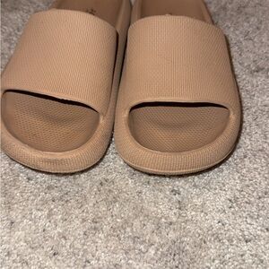 Girls Tan Slide Sandals